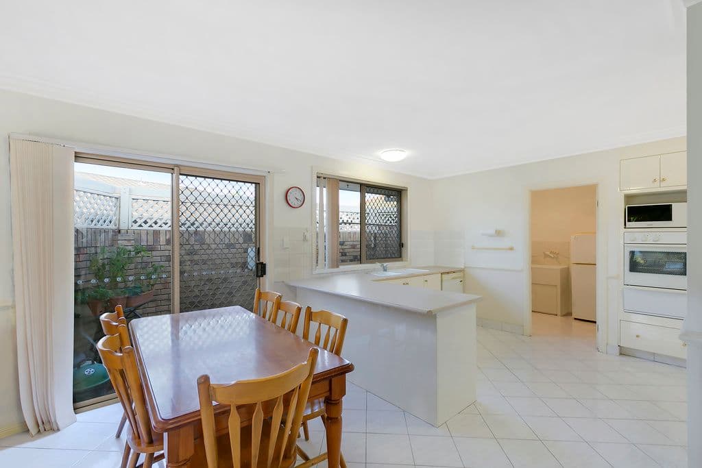 12 Washington Court, Varsity Lakes QLD 4227, Varsity Lakes - Thumbnail 3
