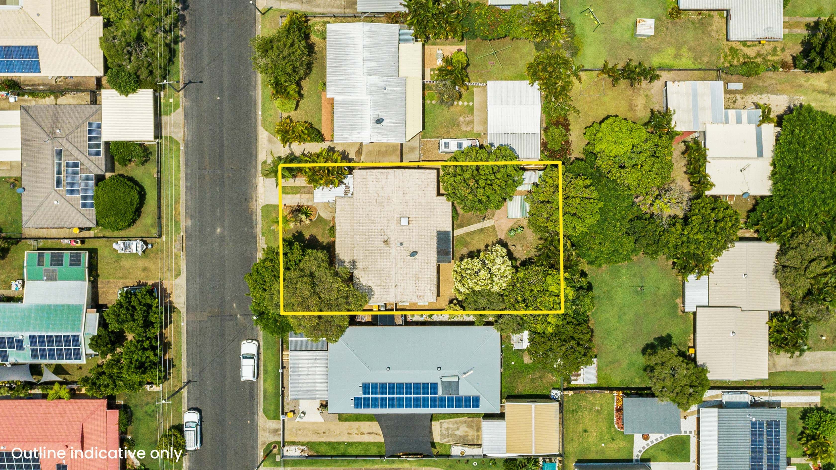 37 Limpus Street, Urangan QLD 4655, Urangan - Thumbnail 4