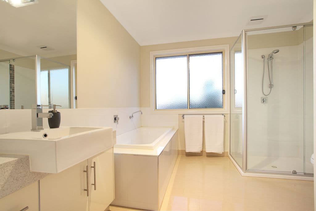 18 Cleveland Road, ASHWOOD VIC 3147, Ashwood - Thumbnail 5