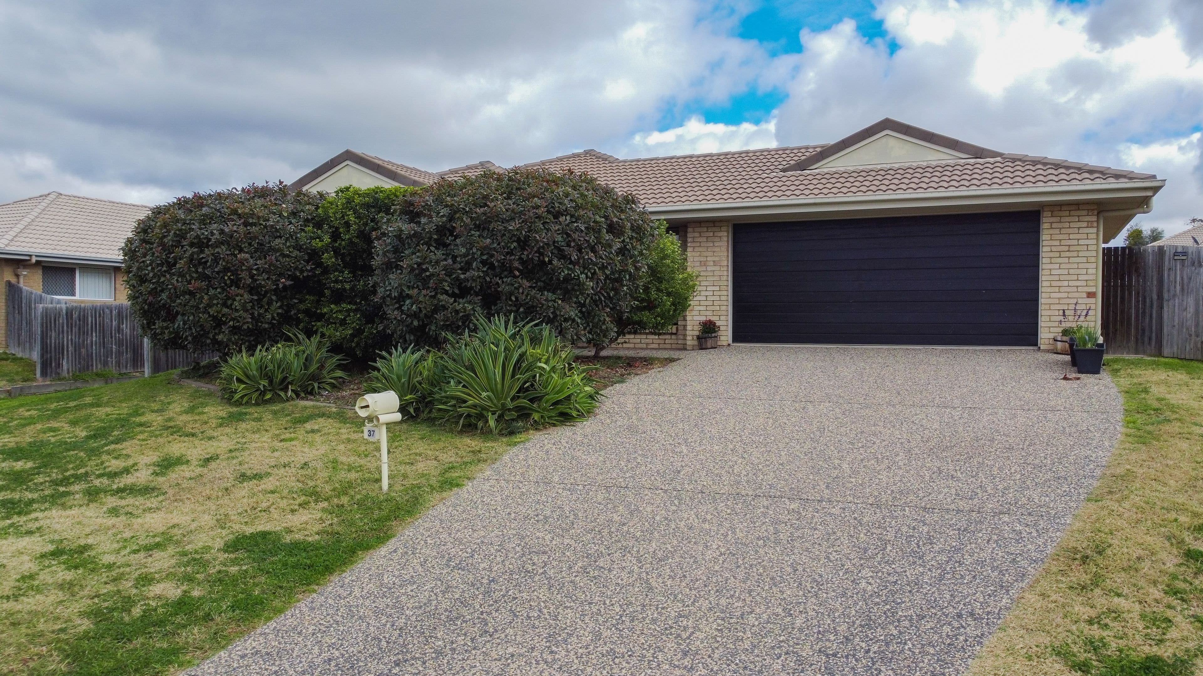 37 Sharon Drive, WARWICK QLD 4370, Warwick - Image 1