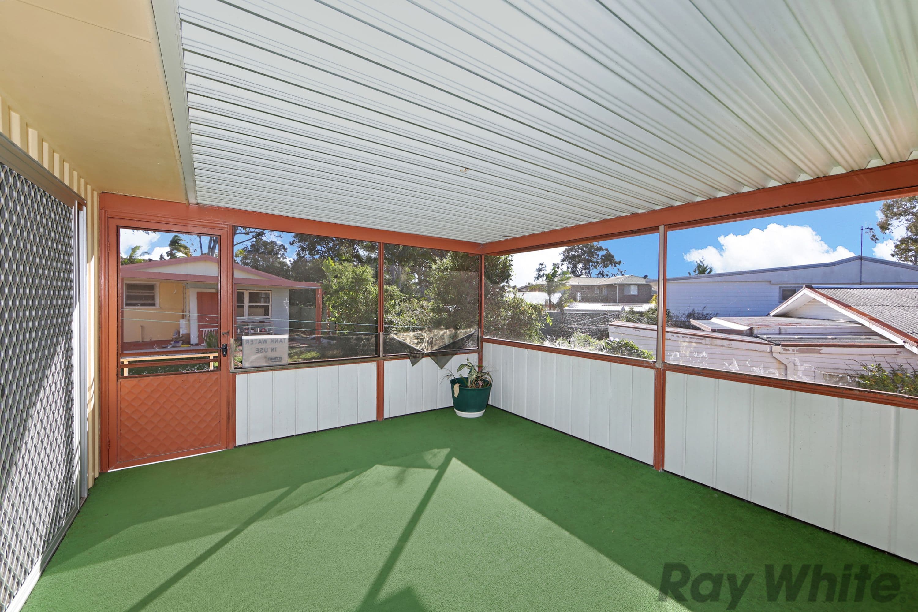 7 Buff Point Avenue, Buff Point - Thumbnail 2