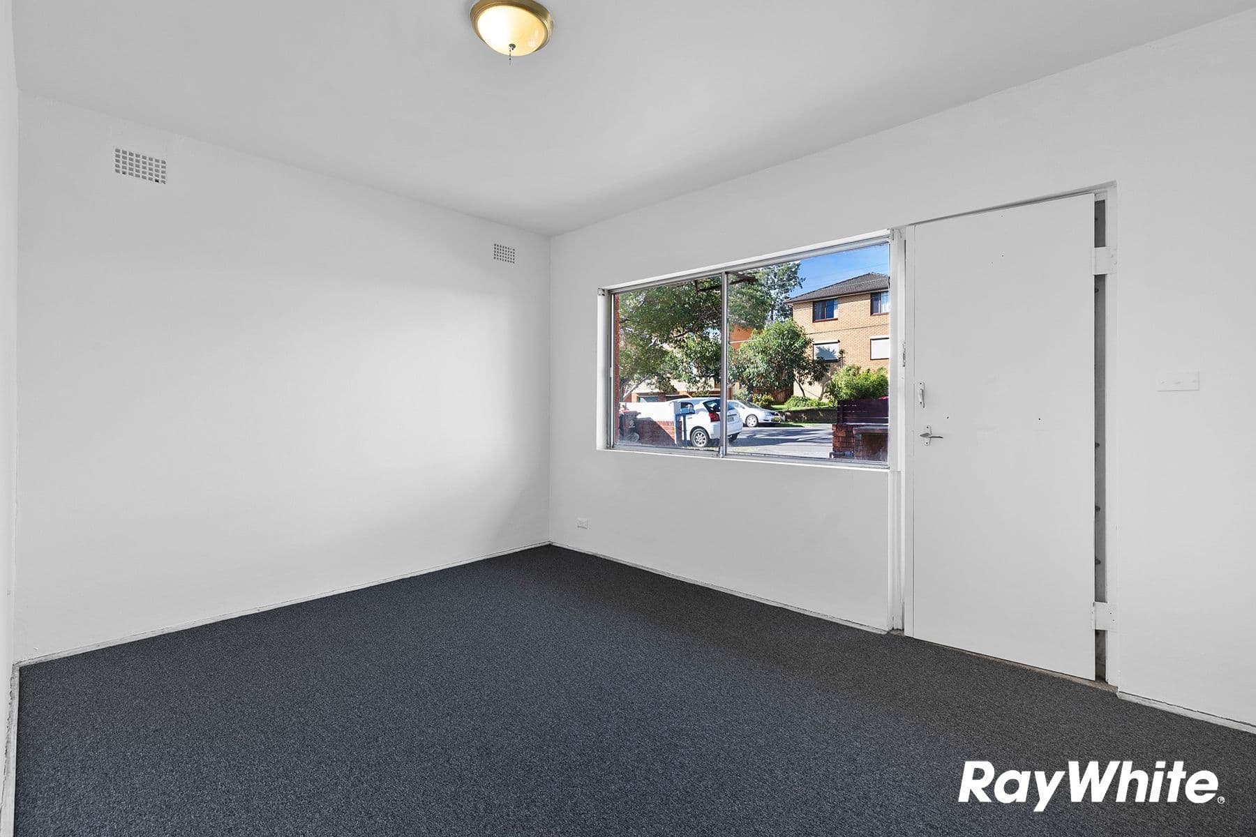 10 Hillard Street, Wiley Park NSW 2195, Wiley Park - Thumbnail 2