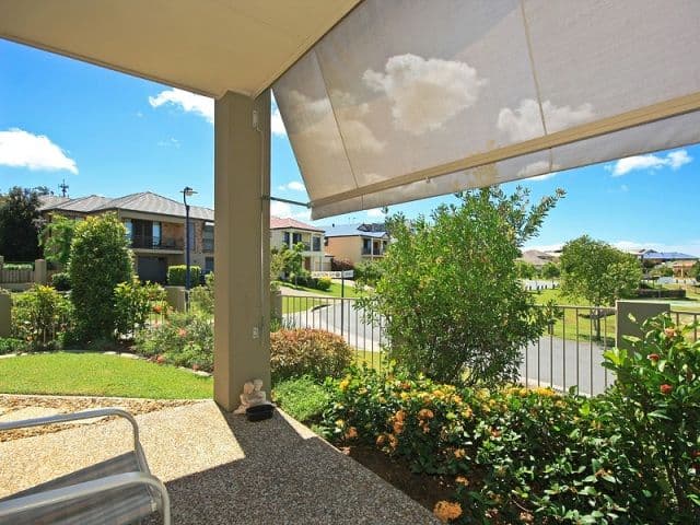 2 Duxton Drive, Varsity Lakes QLD 4227, Varsity Lakes - Thumbnail 3