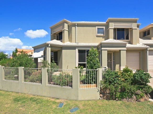 2 Duxton Drive, Varsity Lakes QLD 4227, Varsity Lakes - Thumbnail 5