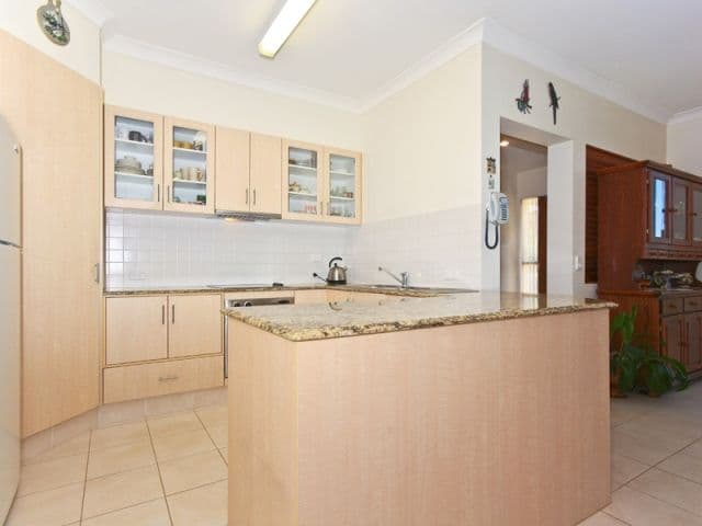 2 Duxton Drive, Varsity Lakes QLD 4227, Varsity Lakes - Thumbnail 6