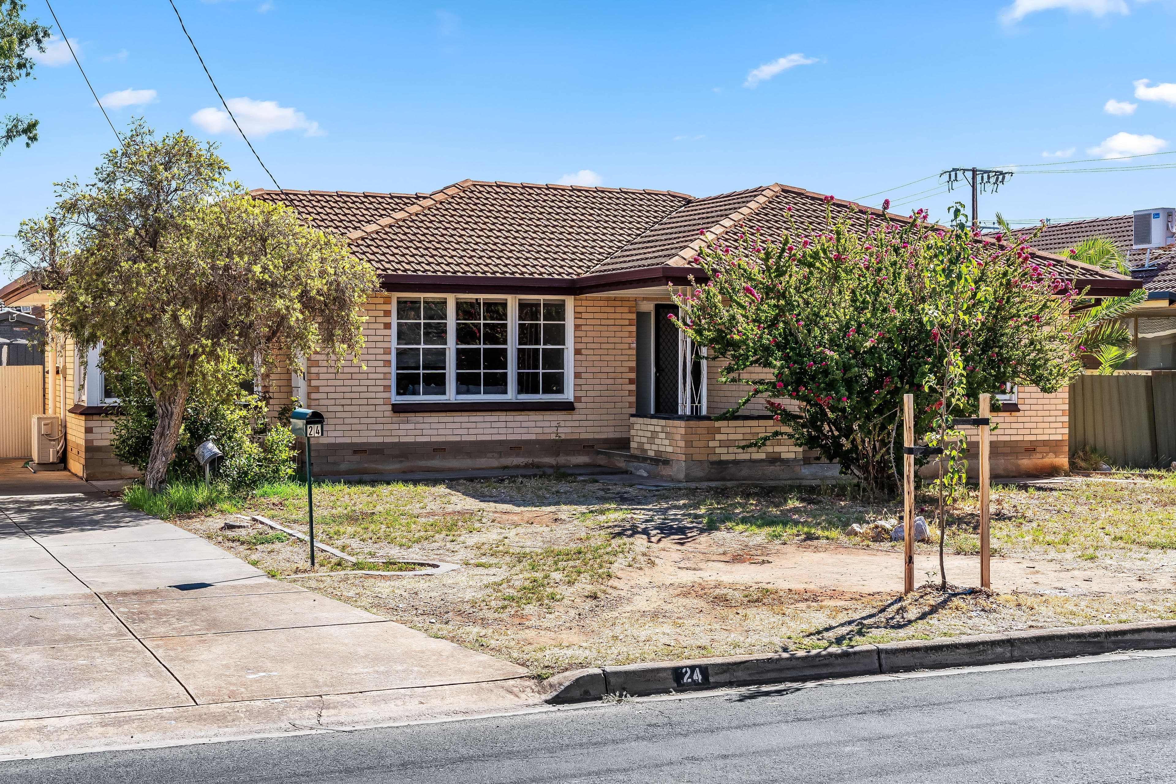 24 Lancaster Avenue, Parafield Gardens SA 5107, Parafield Gardens - Thumbnail 2