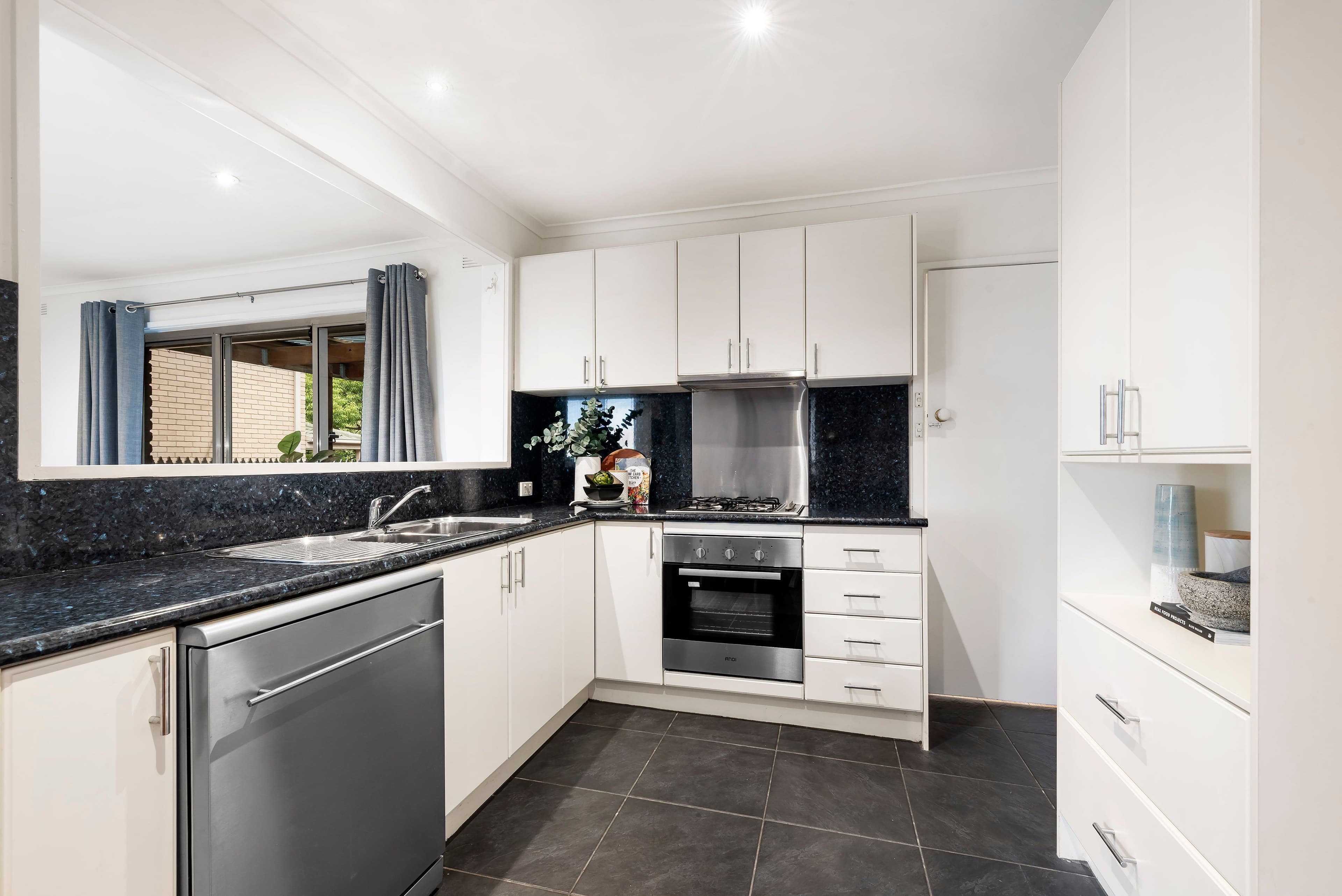 466 Boronia Road, Wantirna South VIC 3152, Wantirna South - Thumbnail 3