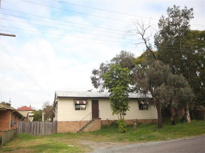 30 Newcastle Street, MORISSET NSW 2264, Morisset - Thumbnail 2