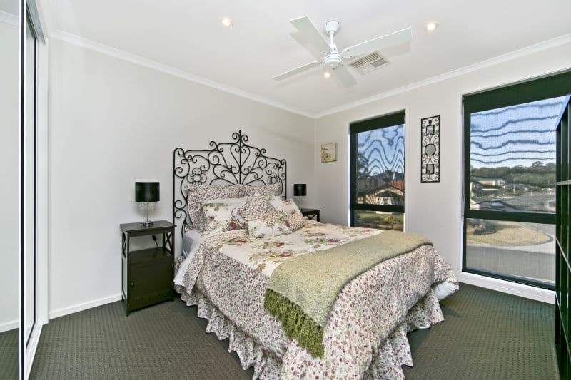 18 Reg Smith Crescent, WILLIAMSTOWN SA 5351, Williamstown - Thumbnail 8