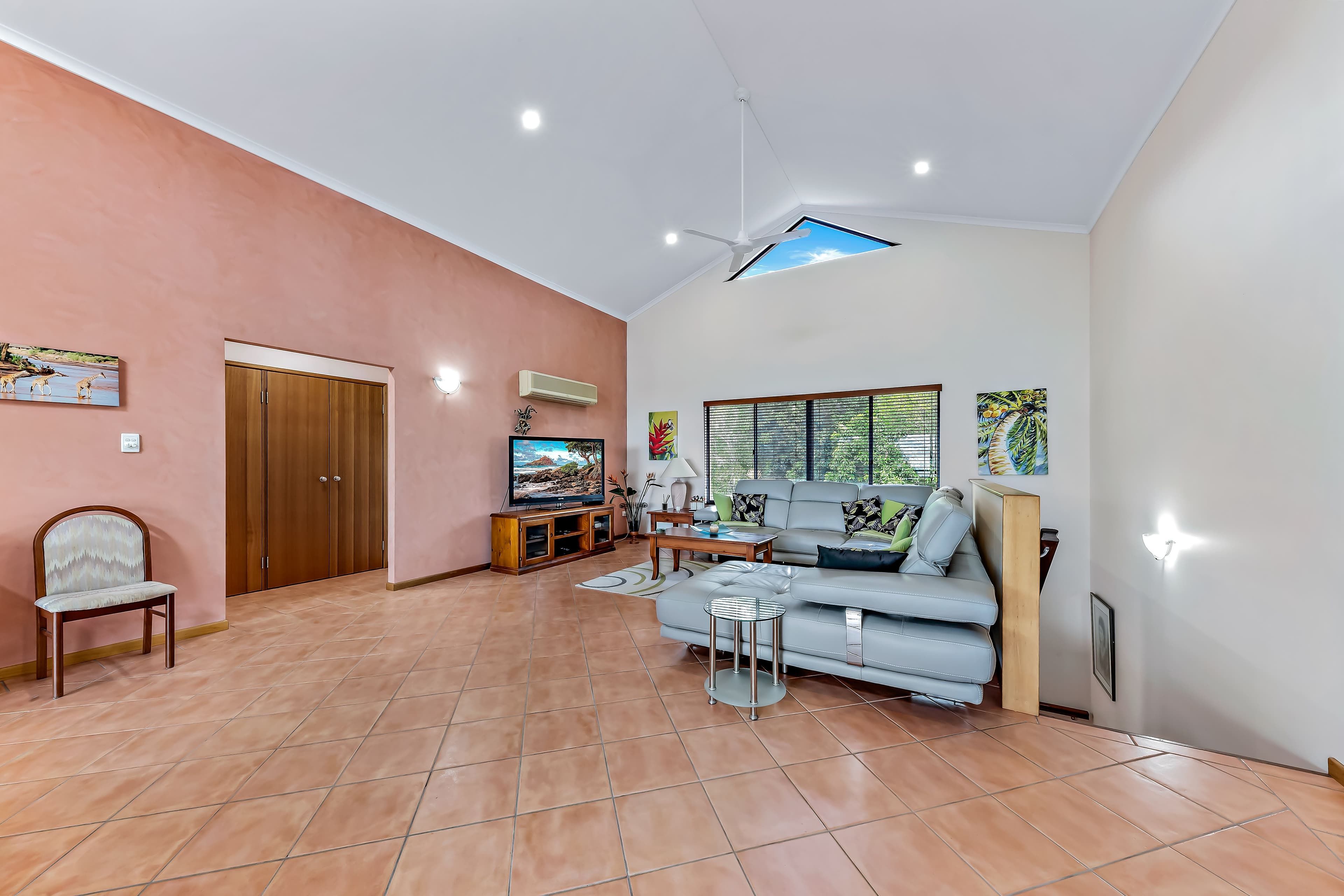 26 Parkwood Terrace, Cannonvale QLD 4802, Cannonvale - Thumbnail 8