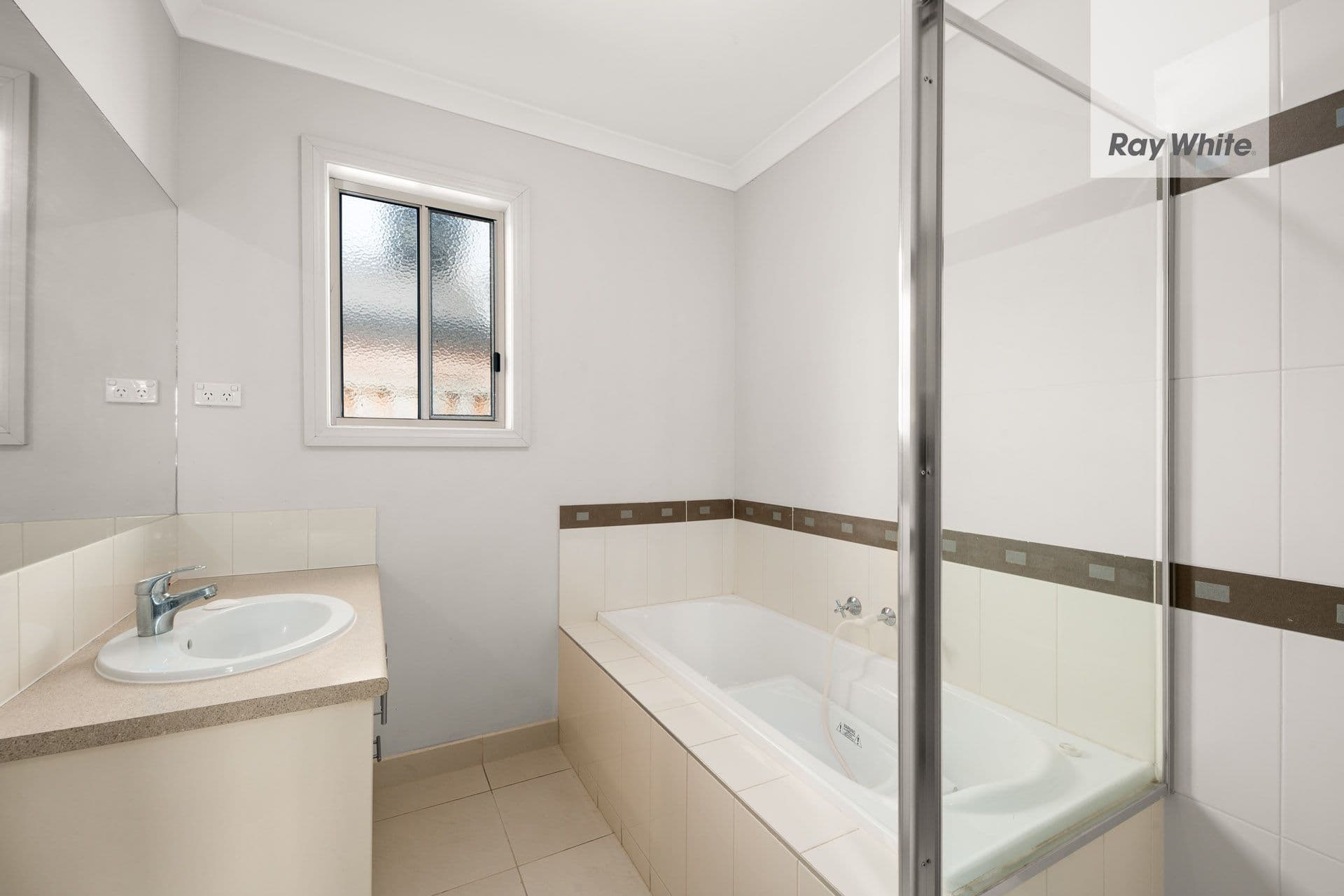 11 Yantara Walk, South Morang VIC 3752, South Morang - Thumbnail 4