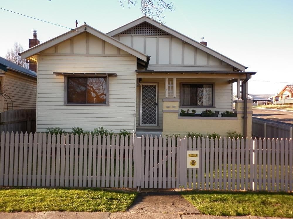 135 Clinton Street, GOULBURN NSW 2580, Goulburn - Image 1