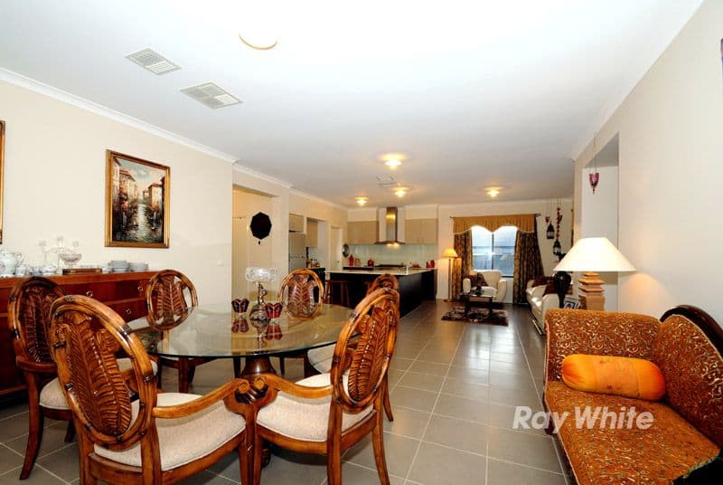 21 Paso Grove, CLYDE NORTH VIC 3978, Clyde North - Thumbnail 3