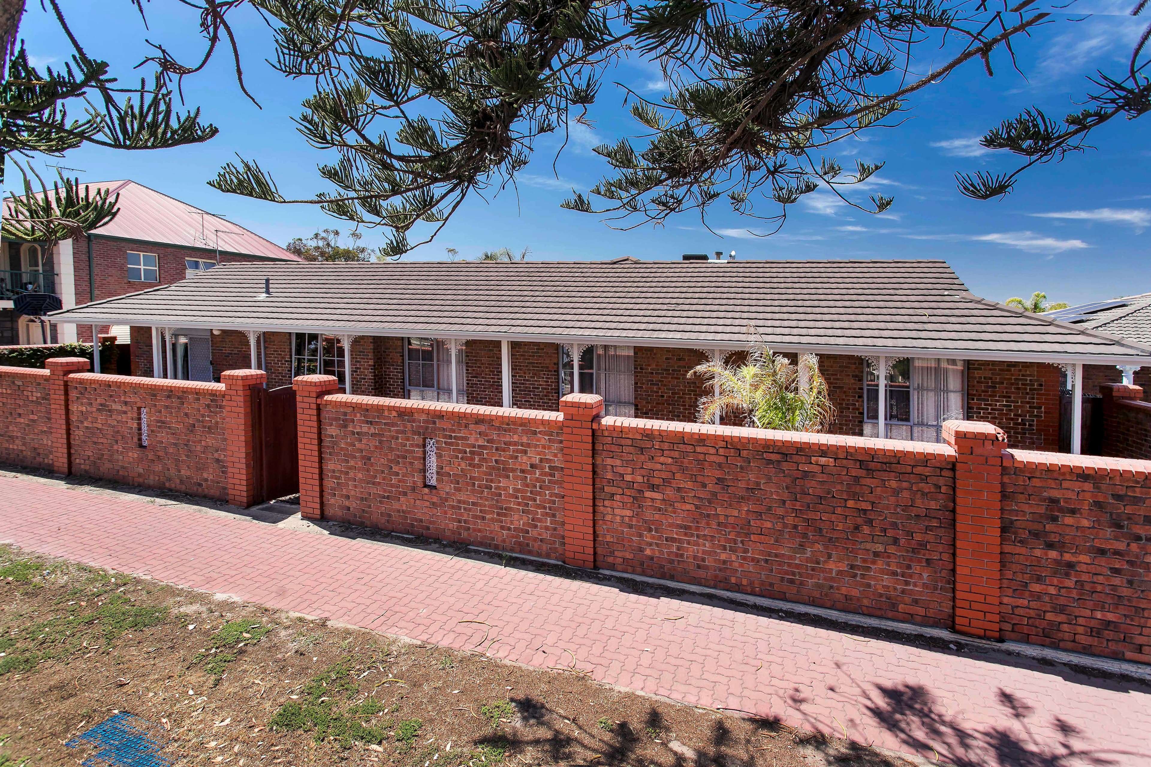 6 Foremost Court, North Haven SA 5018, North Haven - Image 1