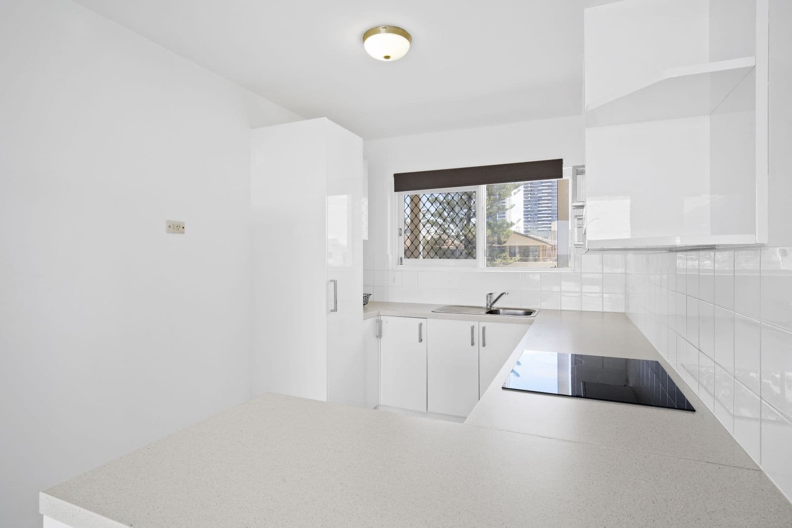 136 Old Burleigh Road, Broadbeach QLD 4218, Broadbeach - Thumbnail 5