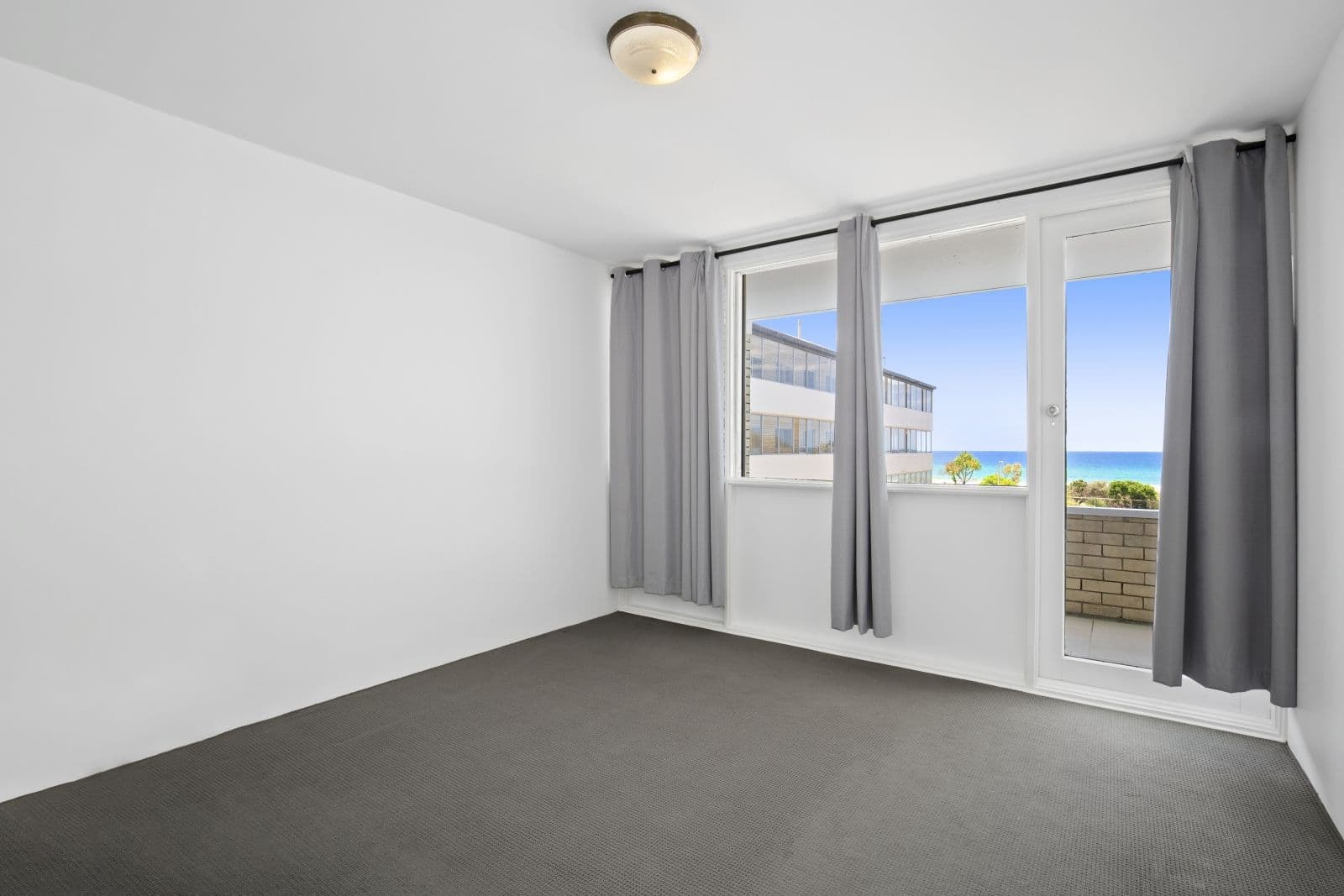136 Old Burleigh Road, Broadbeach QLD 4218, Broadbeach - Thumbnail 8
