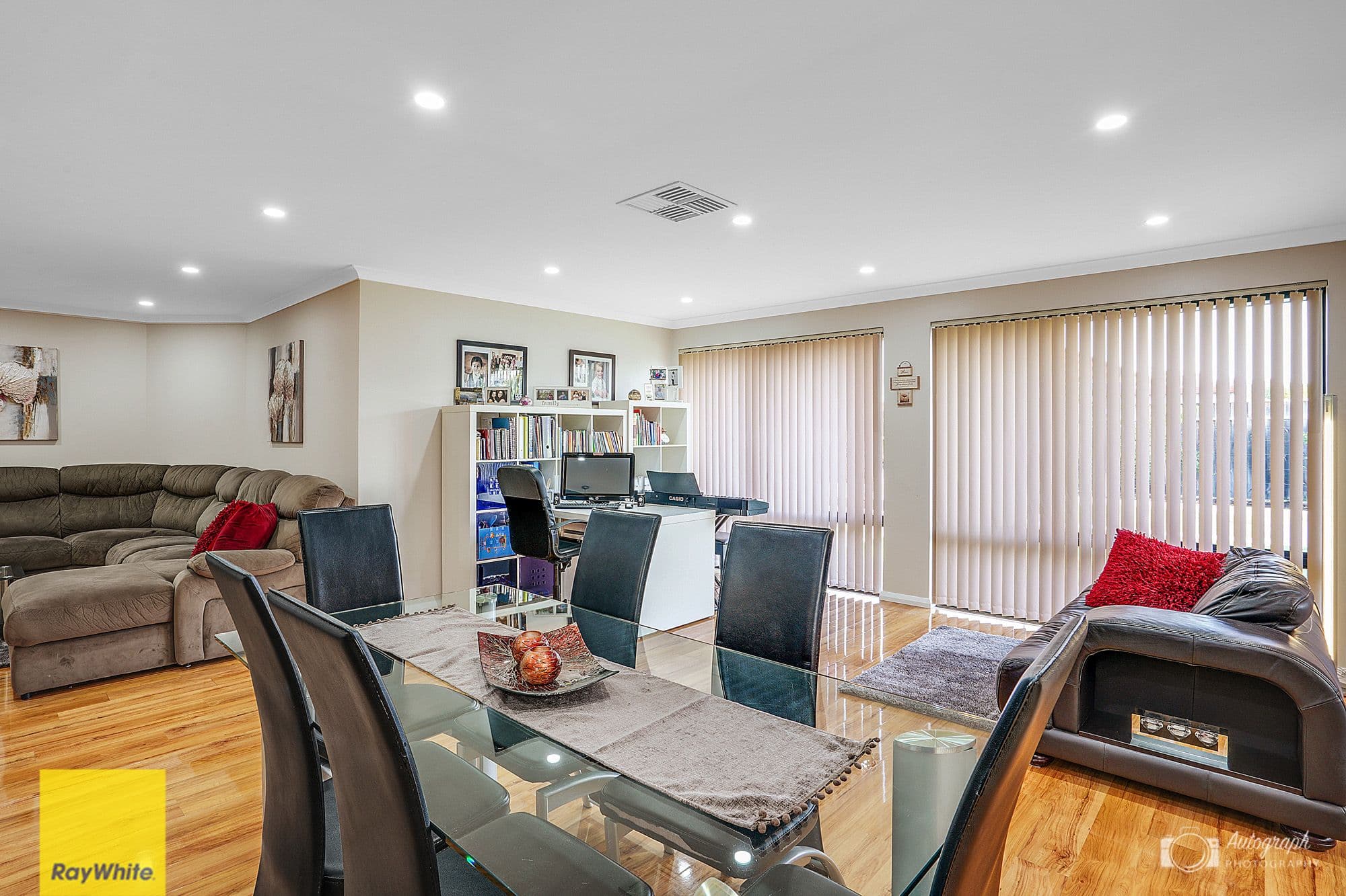 12 Delmage Circle, Ellenbrook WA 6069, Ellenbrook - Thumbnail 2
