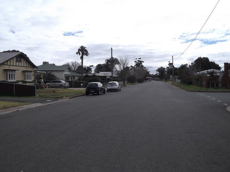 15 Bramall Street, COWRA NSW 2794, Cowra - Thumbnail 2