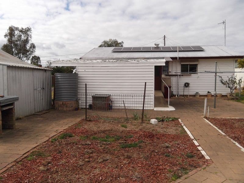 15 Bramall Street, COWRA NSW 2794, Cowra - Thumbnail 3