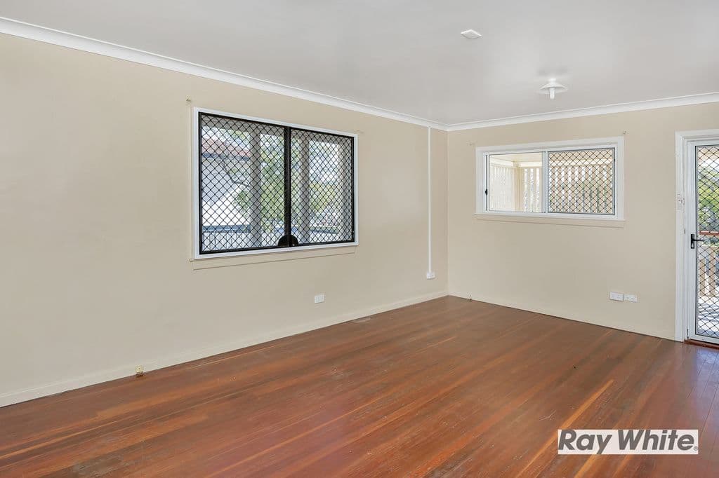 19 Warbler Street, INALA QLD 4077, Inala - Thumbnail 8
