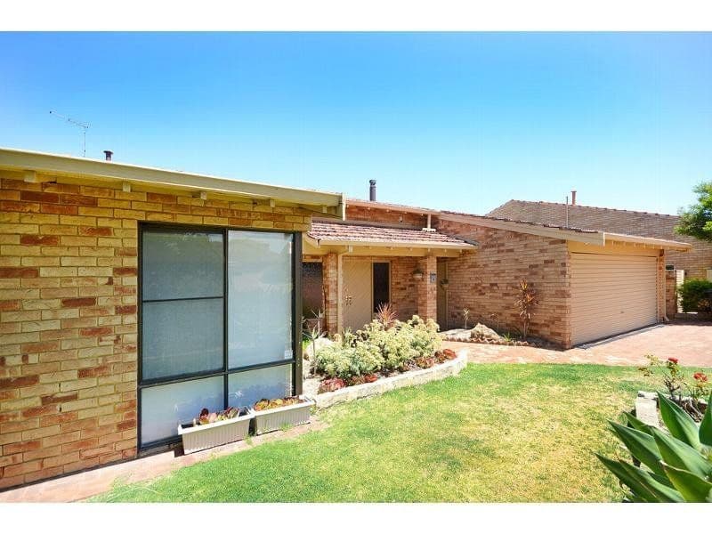 14 Cressbrook Way, CARINE WA 6020, Carine - Thumbnail 2