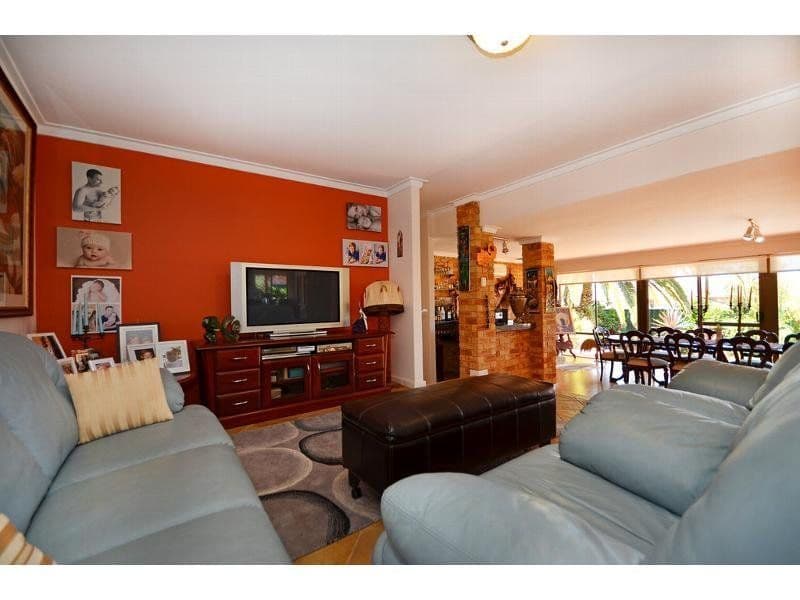 14 Cressbrook Way, CARINE WA 6020, Carine - Thumbnail 6