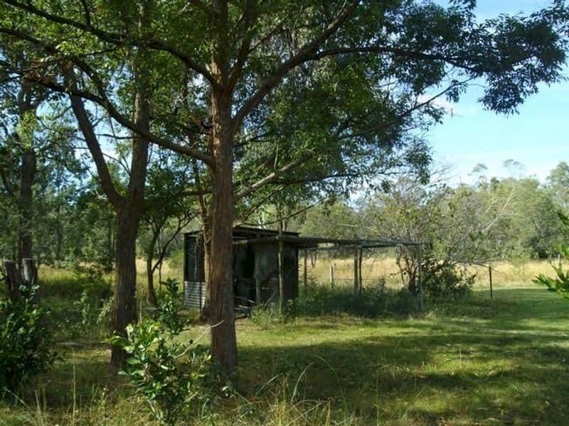 136 Martin Crescent, BLACKBUTT QLD 4314, Blackbutt - Thumbnail 4