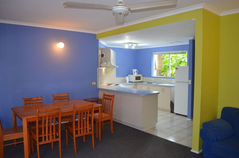 9 Erromango Drive, JUBILEE POCKET QLD 4802, Jubilee Pocket - Thumbnail 2
