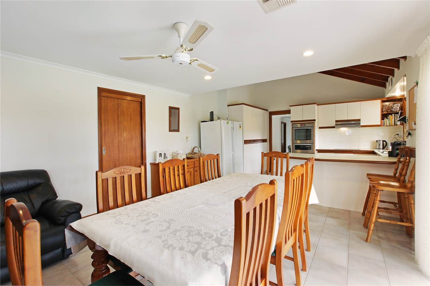 30 Clover Street, LARA VIC 3212, Lara - Thumbnail 4