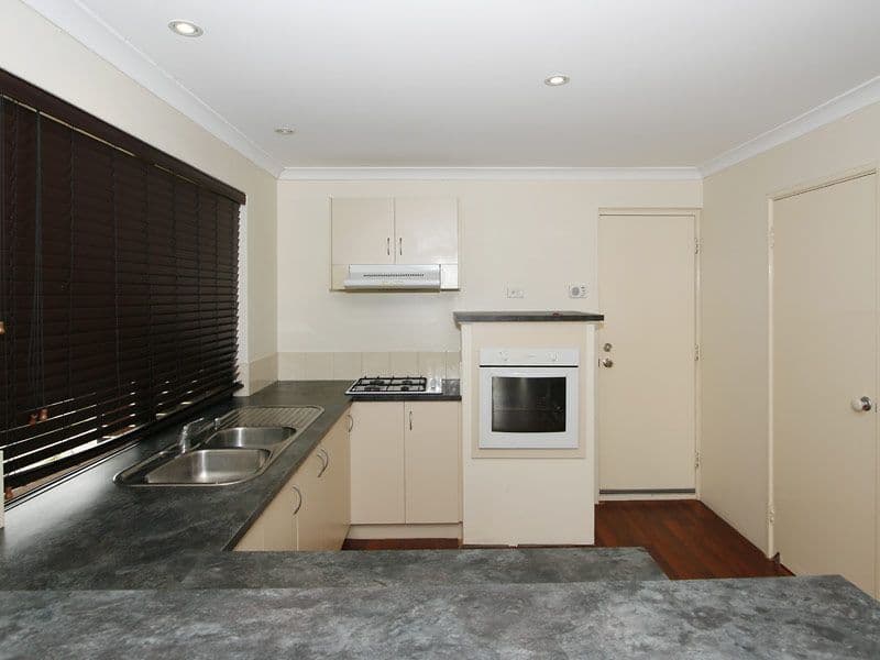 19 Hillwater Promenade, BEECHBORO WA 6063, Beechboro - Thumbnail 2