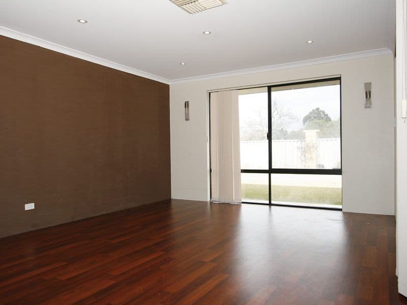 19 Hillwater Promenade, BEECHBORO WA 6063, Beechboro - Thumbnail 3