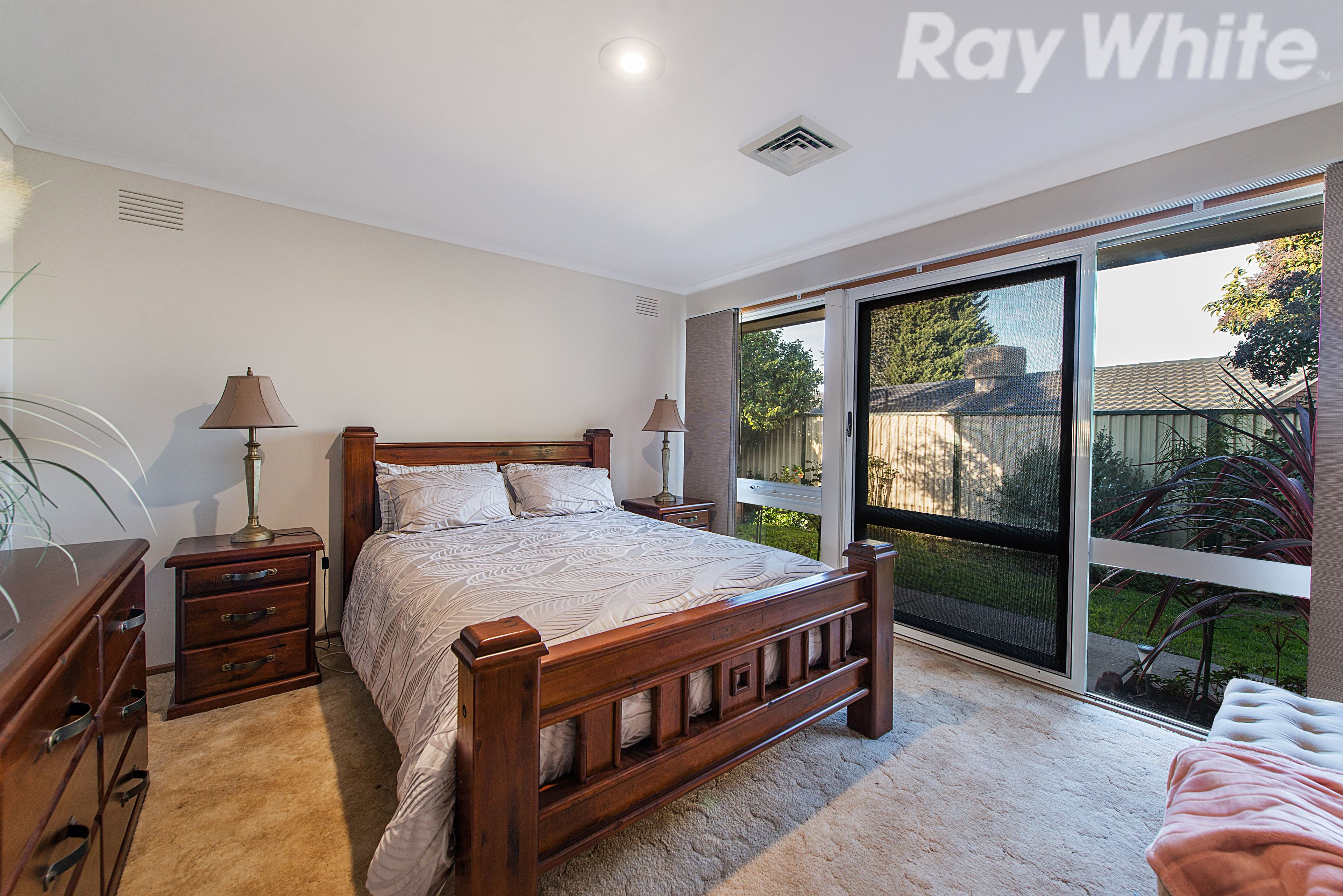 78 Daniel Solander Drive, Endeavour Hills VIC 3802, Endeavour Hills - Thumbnail 2