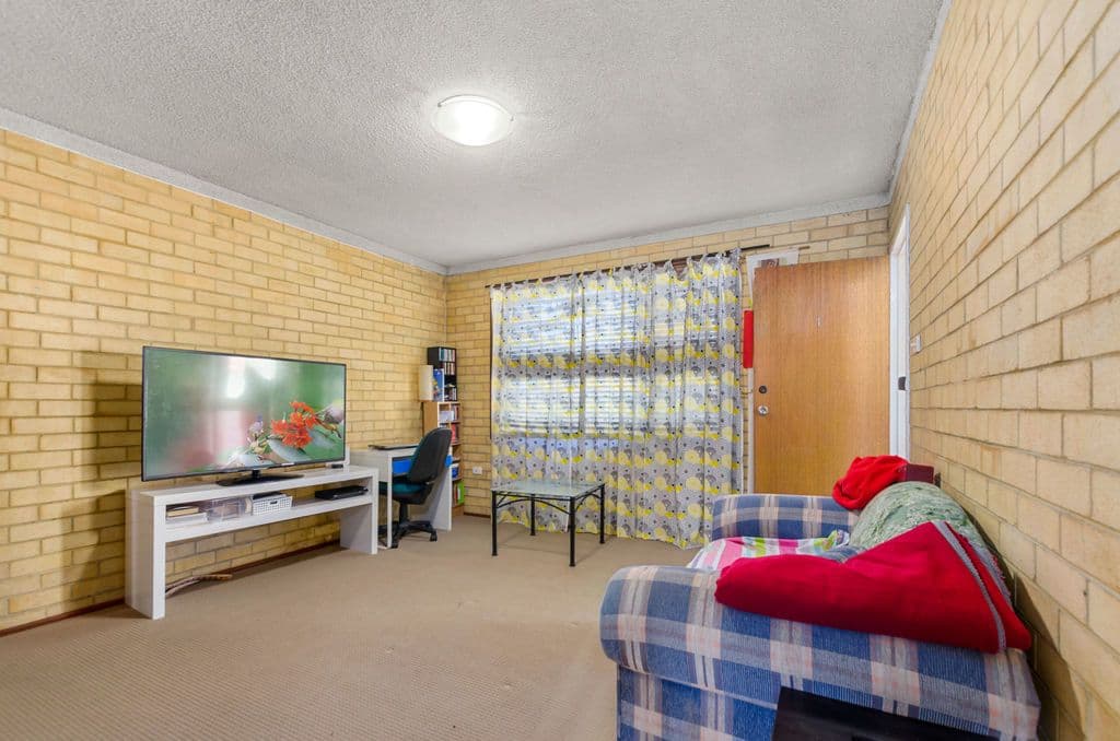 42 Rowland Avenue, Wollongong NSW 2500, Wollongong - Thumbnail 4