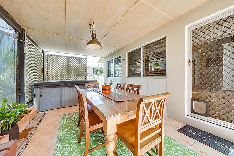 10 Flinders Close, Lammermoor QLD 4703, Lammermoor - Thumbnail 3