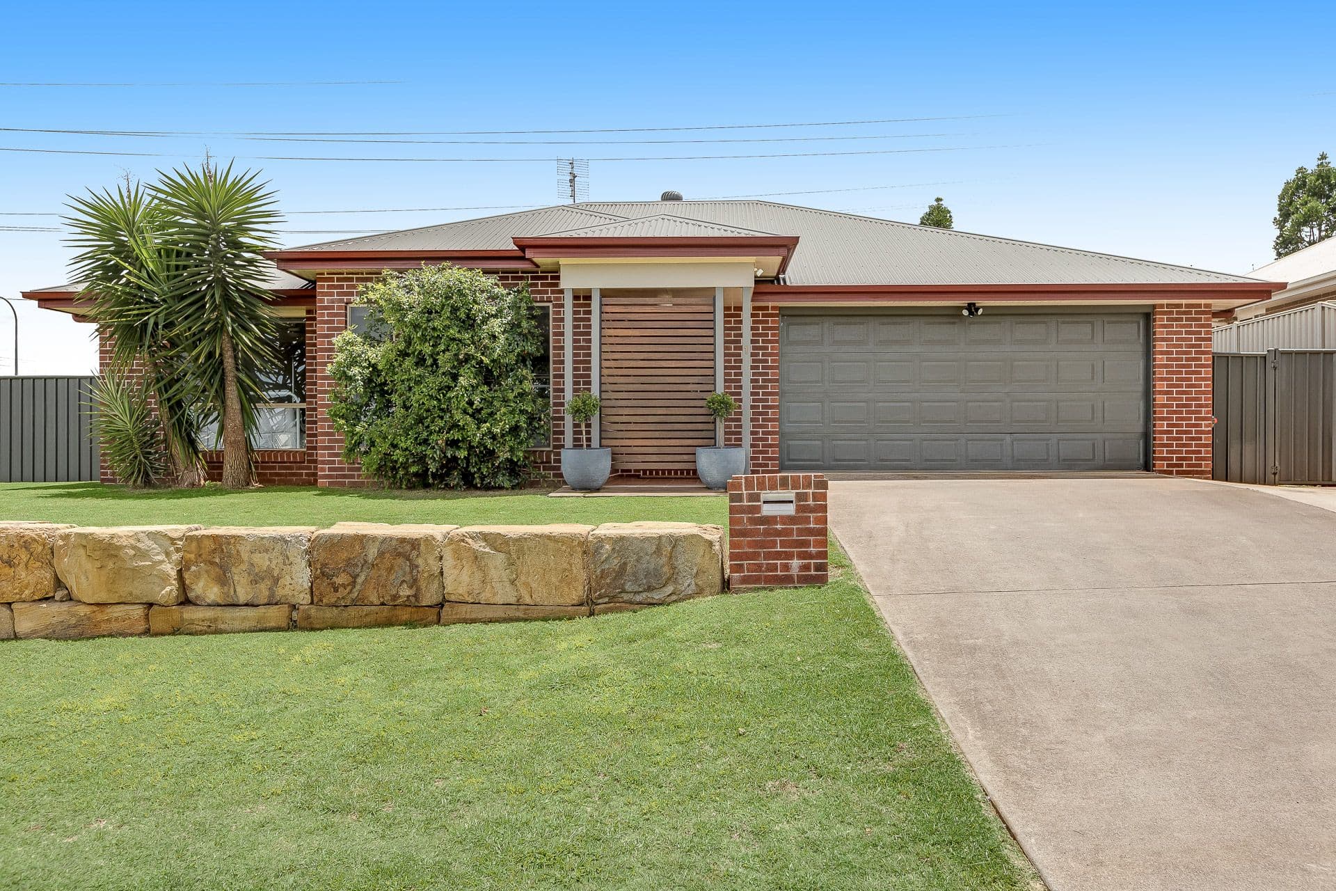 1 Grandslam Street, Glenvale QLD 4350, Glenvale - Image 1