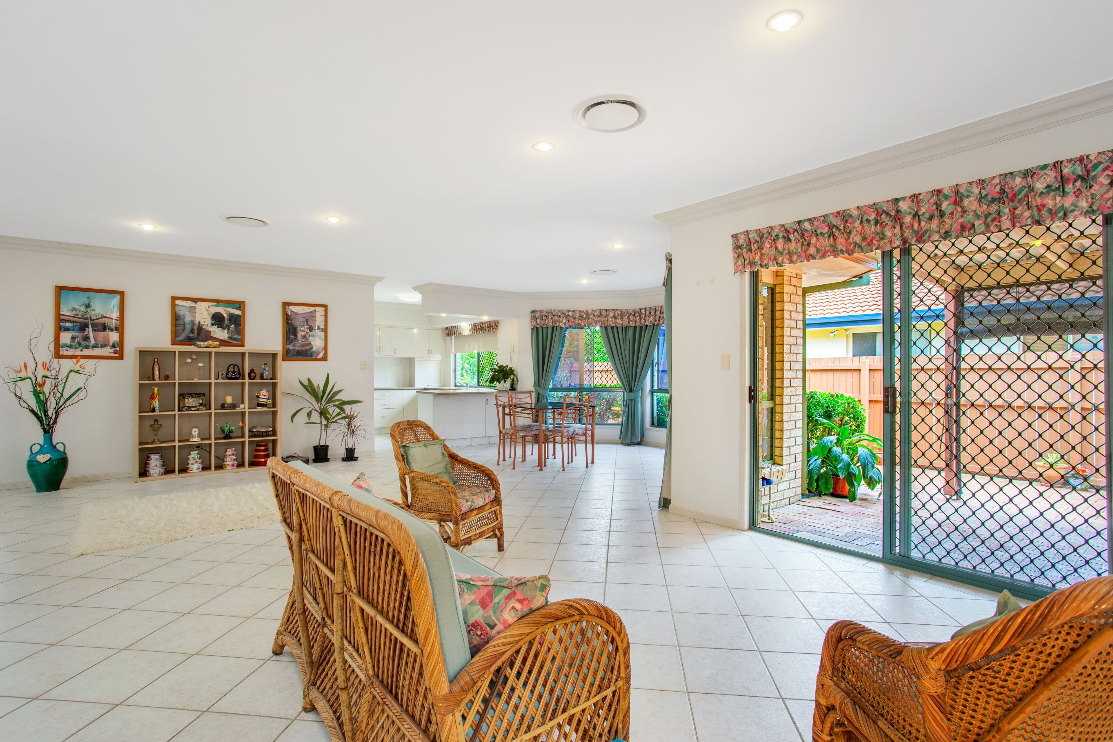 25 Warbler Parade, Varsity Lakes QLD 4227, Varsity Lakes - Thumbnail 7