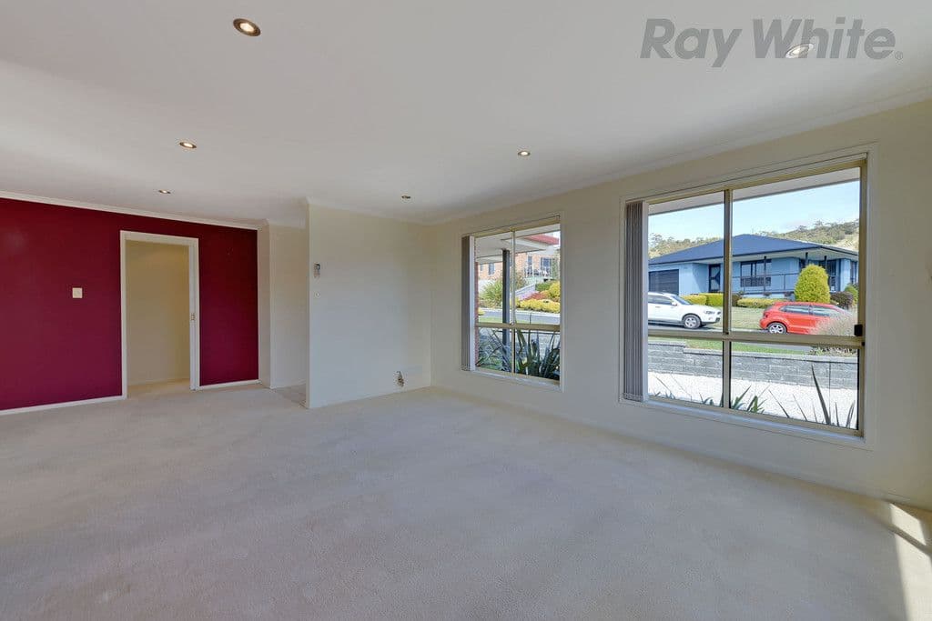 19 Elmac Cresent, Austins Ferry TAS 7011, Austins Ferry - Thumbnail 6