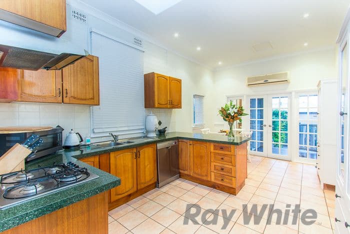 196 Denison Street, Hamilton - Thumbnail 7