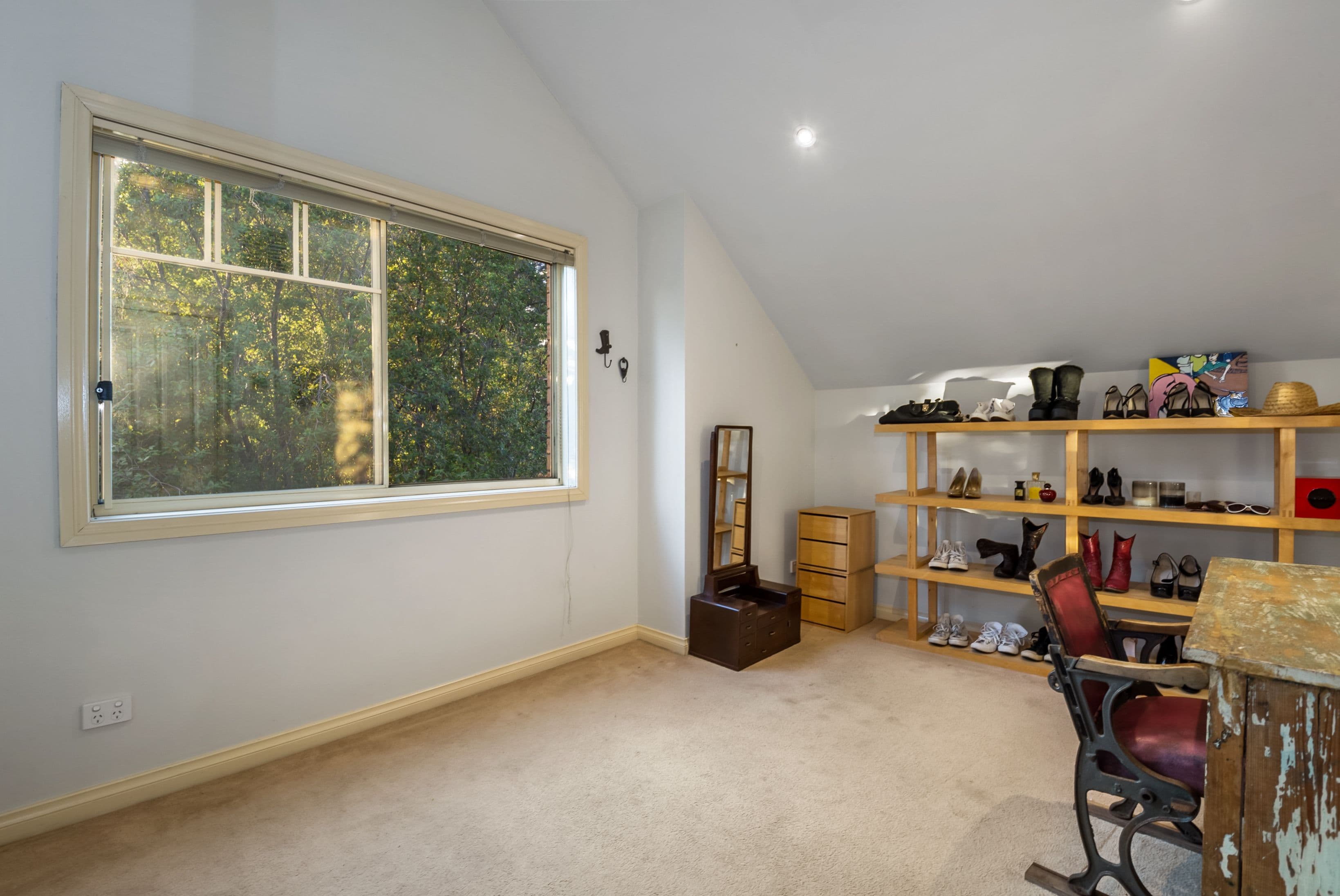 68 The Boulevard, Ivanhoe, Ivanhoe - Thumbnail 6