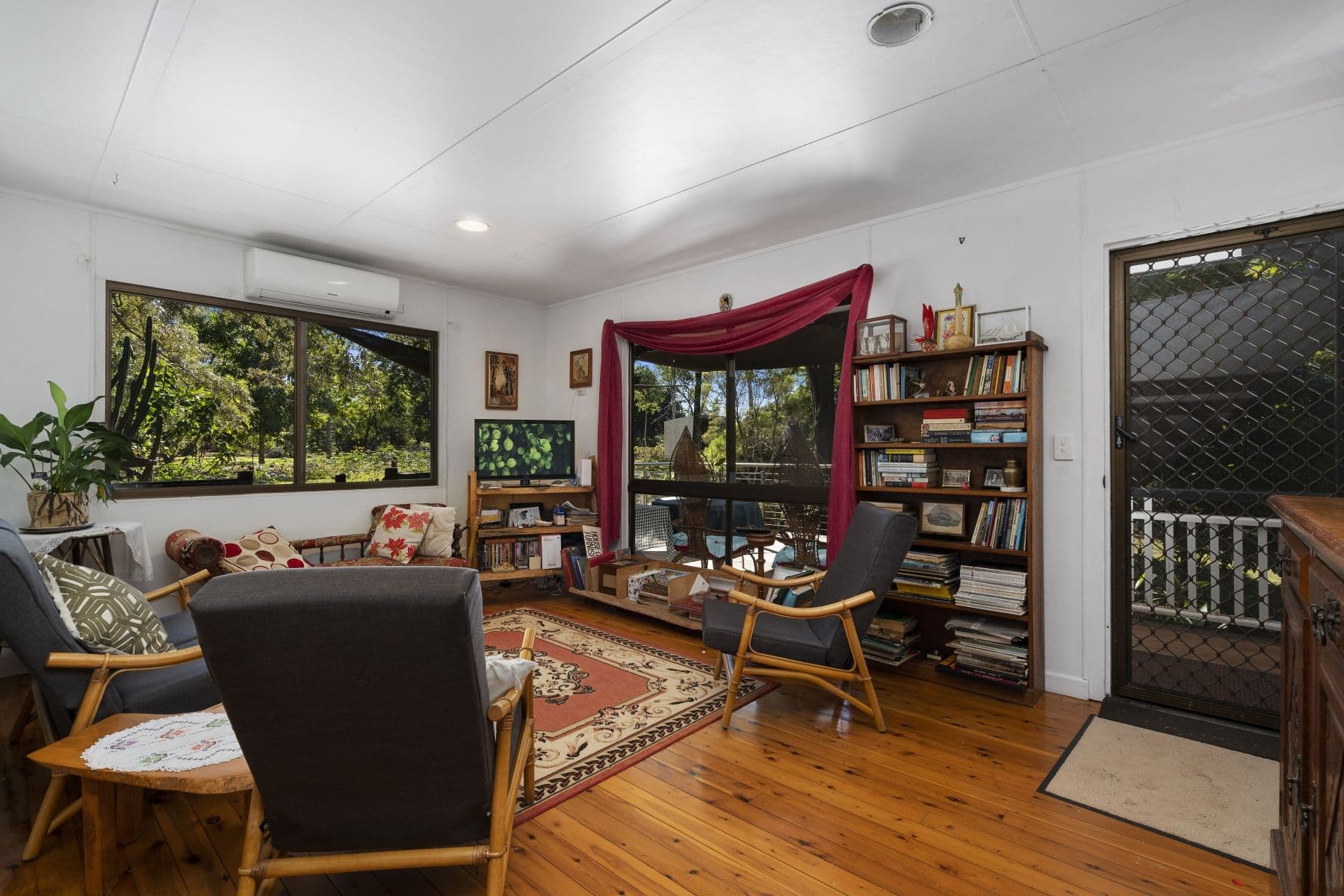 132 Lockyer View Road, Wivenhoe Pocket QLD 4306, Wivenhoe Pocket - Thumbnail 6