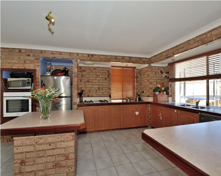 5 Tweed, WARNBRO WA 6169, Warnbro - Thumbnail 2