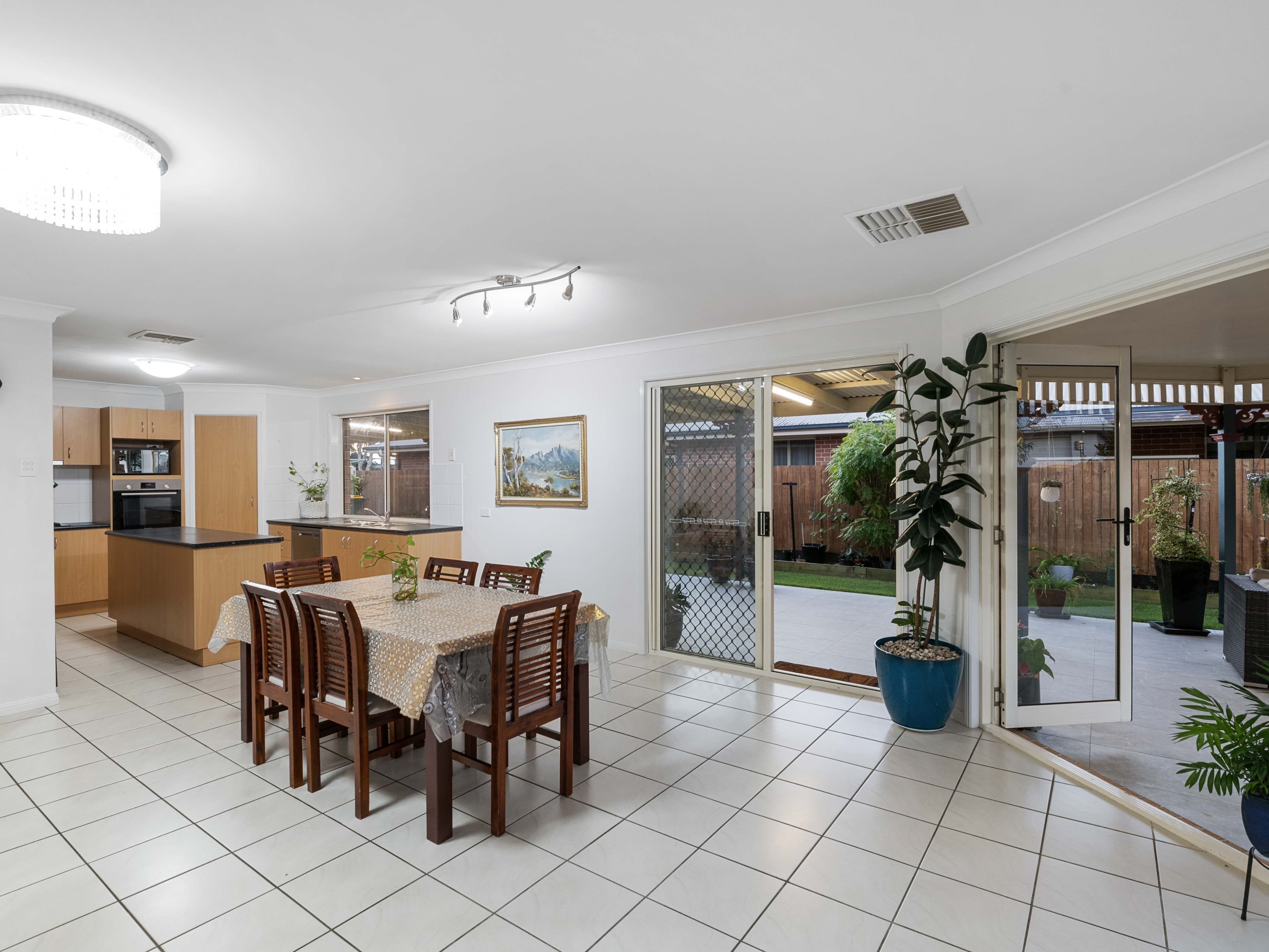 16 Talisker Place, Parkinson QLD 4115, Parkinson - Thumbnail 8