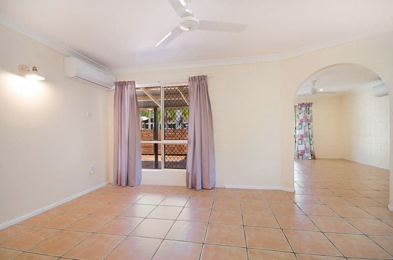 5 Coral Sea Crescent, WULGURU QLD 4811, Wulguru - Thumbnail 4