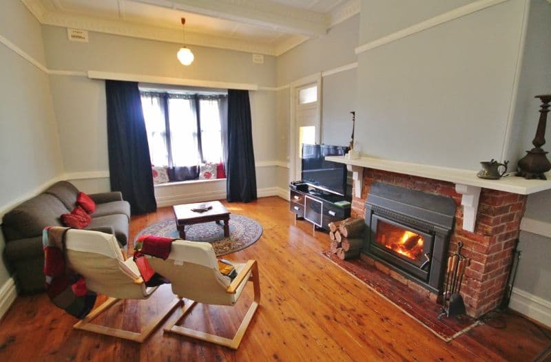 115 Edwards Street, YOUNG NSW 2594, Young - Thumbnail 2