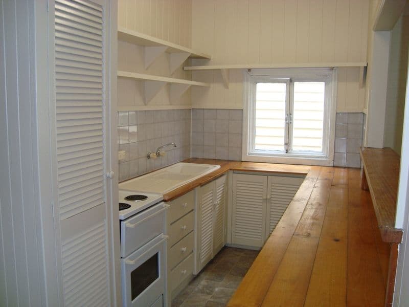 179 Cornwall Street, GREENSLOPES QLD 4120, Greenslopes - Thumbnail 2
