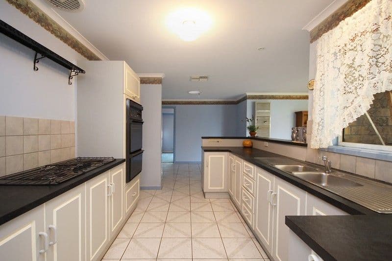 6 Whitehall Court, PARALOWIE SA 5108, Paralowie - Thumbnail 5