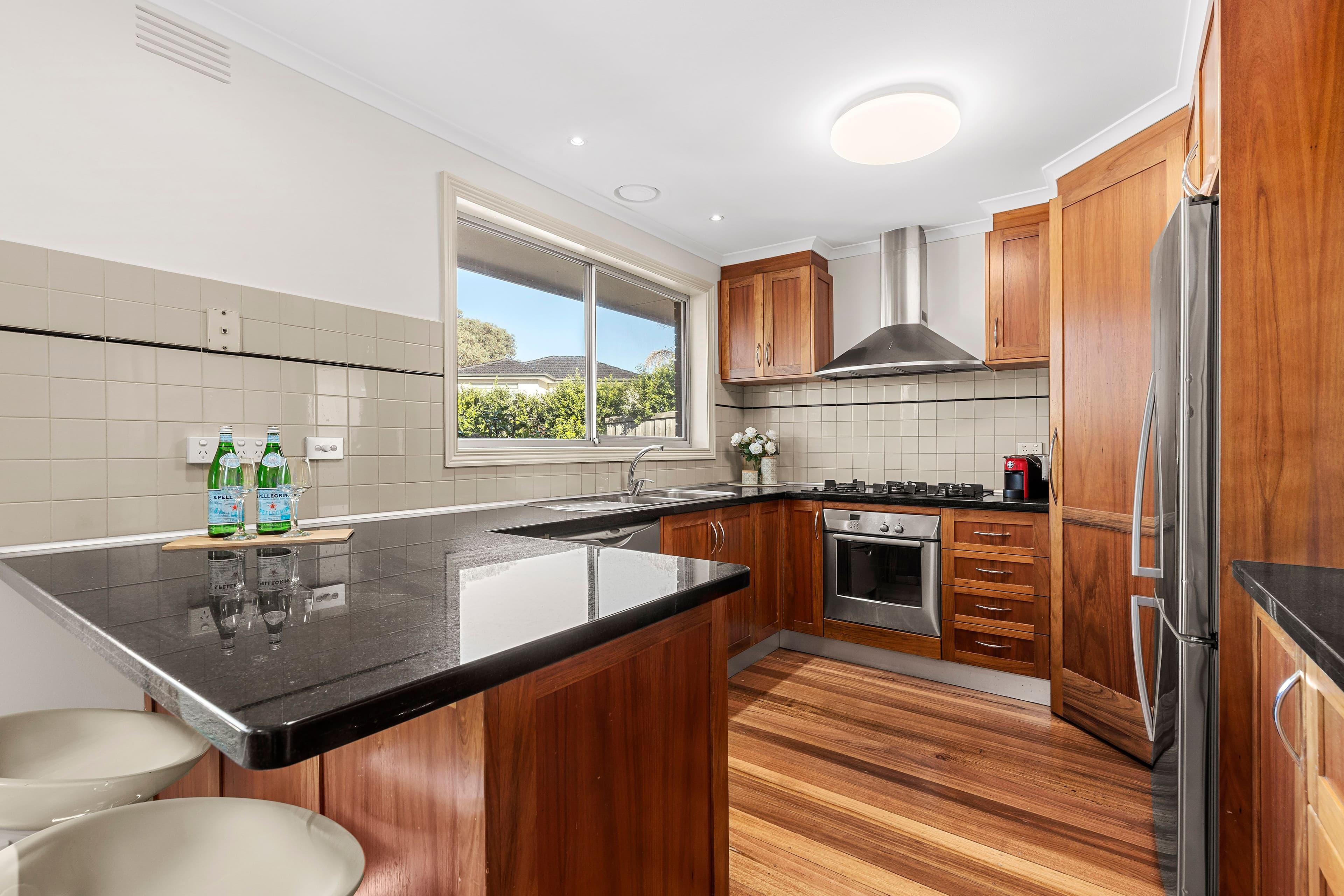11 Kurrajong Crescent, Watsonia North VIC 3087, Watsonia North - Thumbnail 2