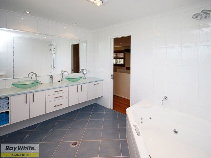 105  Patricks Road, ARANA HILLS QLD 4054, Arana Hills - Thumbnail 4