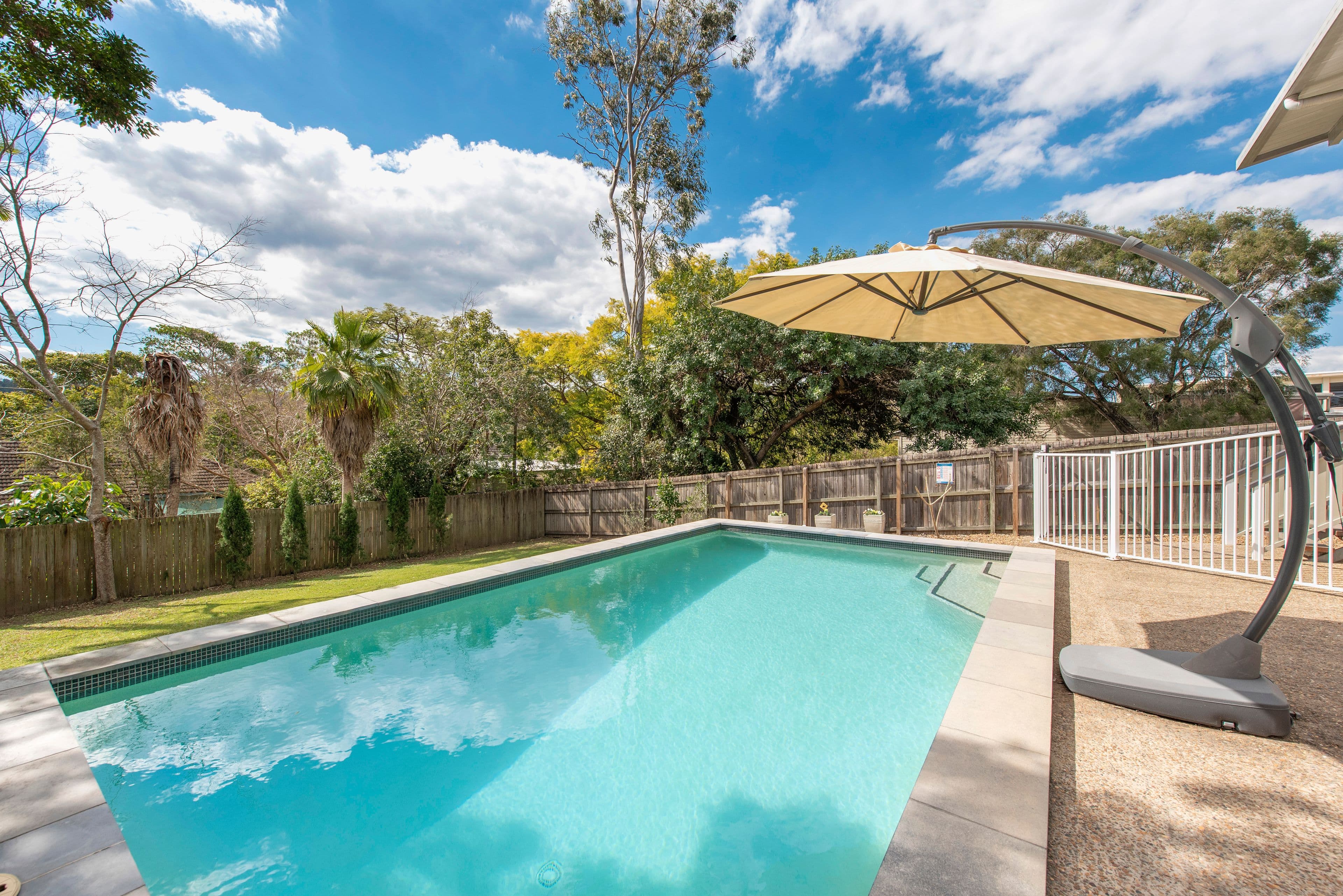 1131 Waterworks Road, The Gap QLD 4061, The Gap - Thumbnail 2