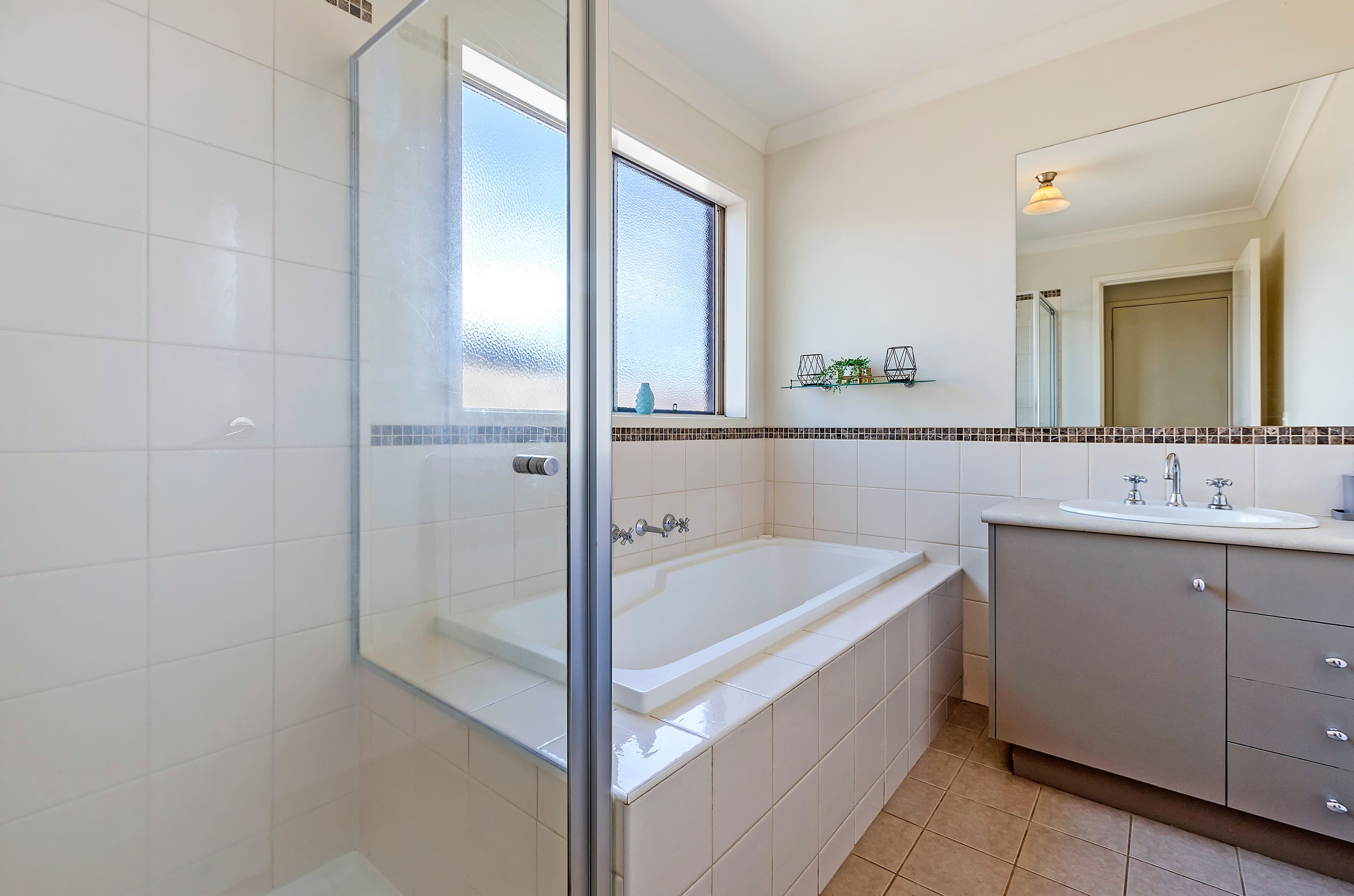 25 Adriana Crescent, Warrnambool VIC 3280, Warrnambool - Thumbnail 6
